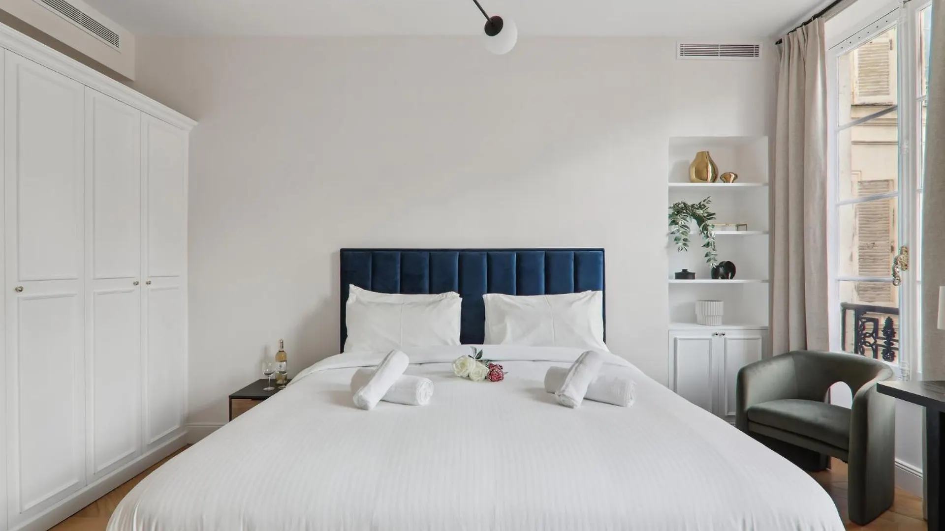 Kaza Bella - Paris 8 Luxurious Apartment Close To Arc De Triomphe