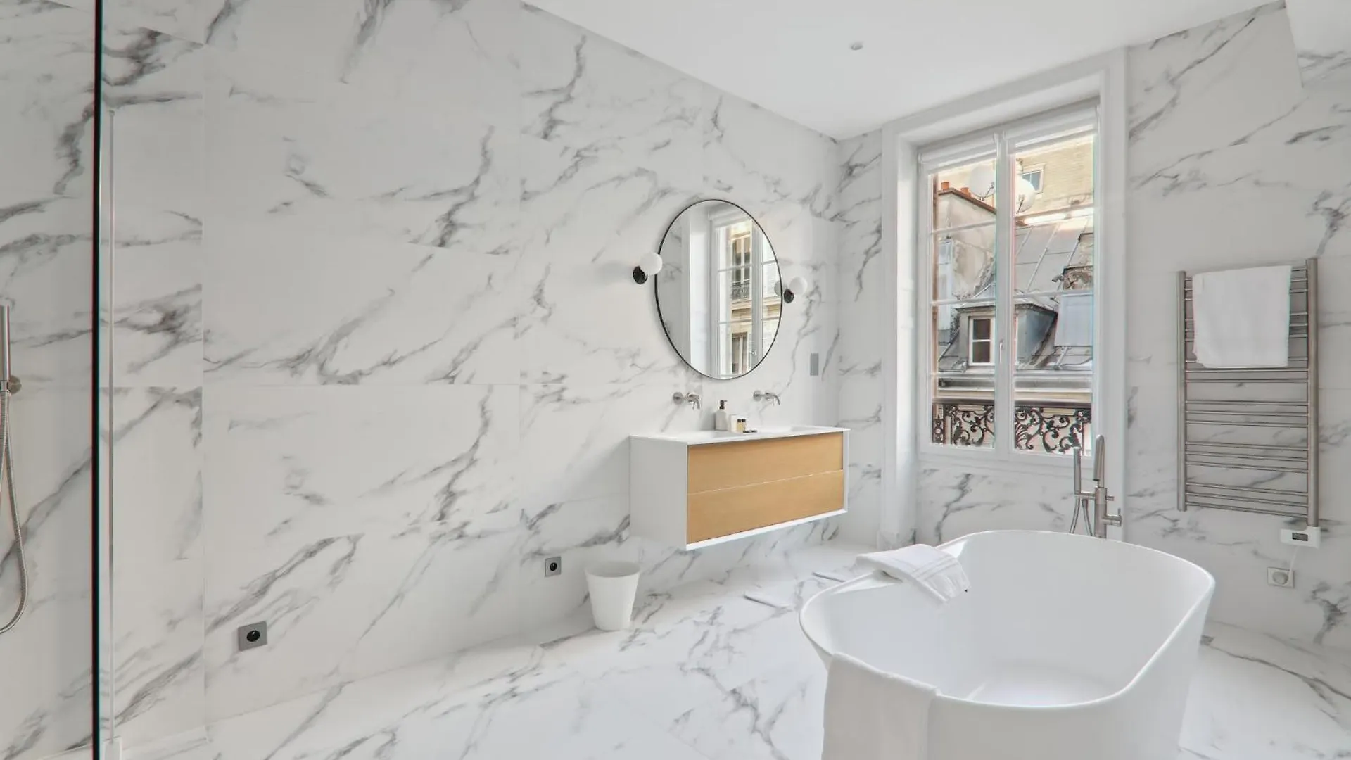 Kaza Bella - Paris 8 Luxurious Apartment Close To Arc De Triomphe