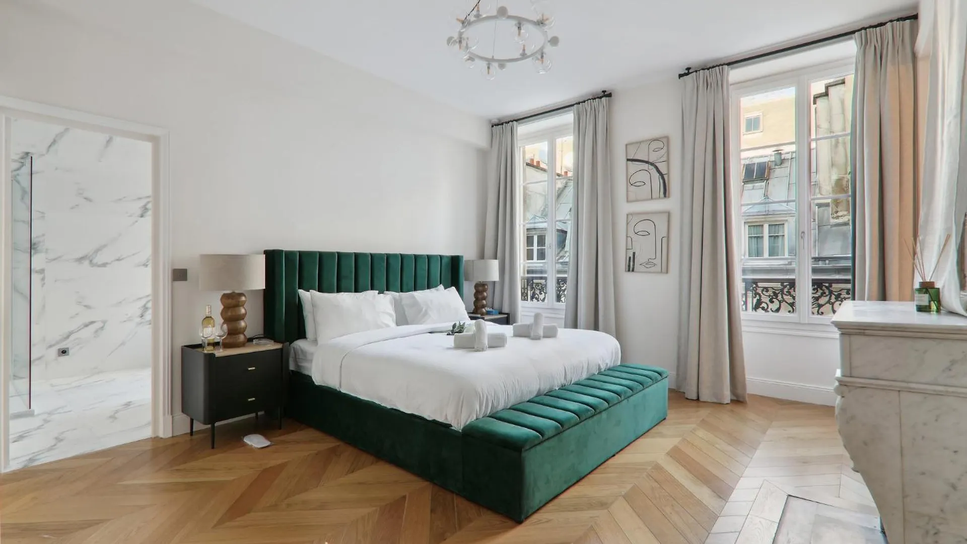 Kaza Bella - Paris 8 Luxurious Apartment Close To Arc De Triomphe