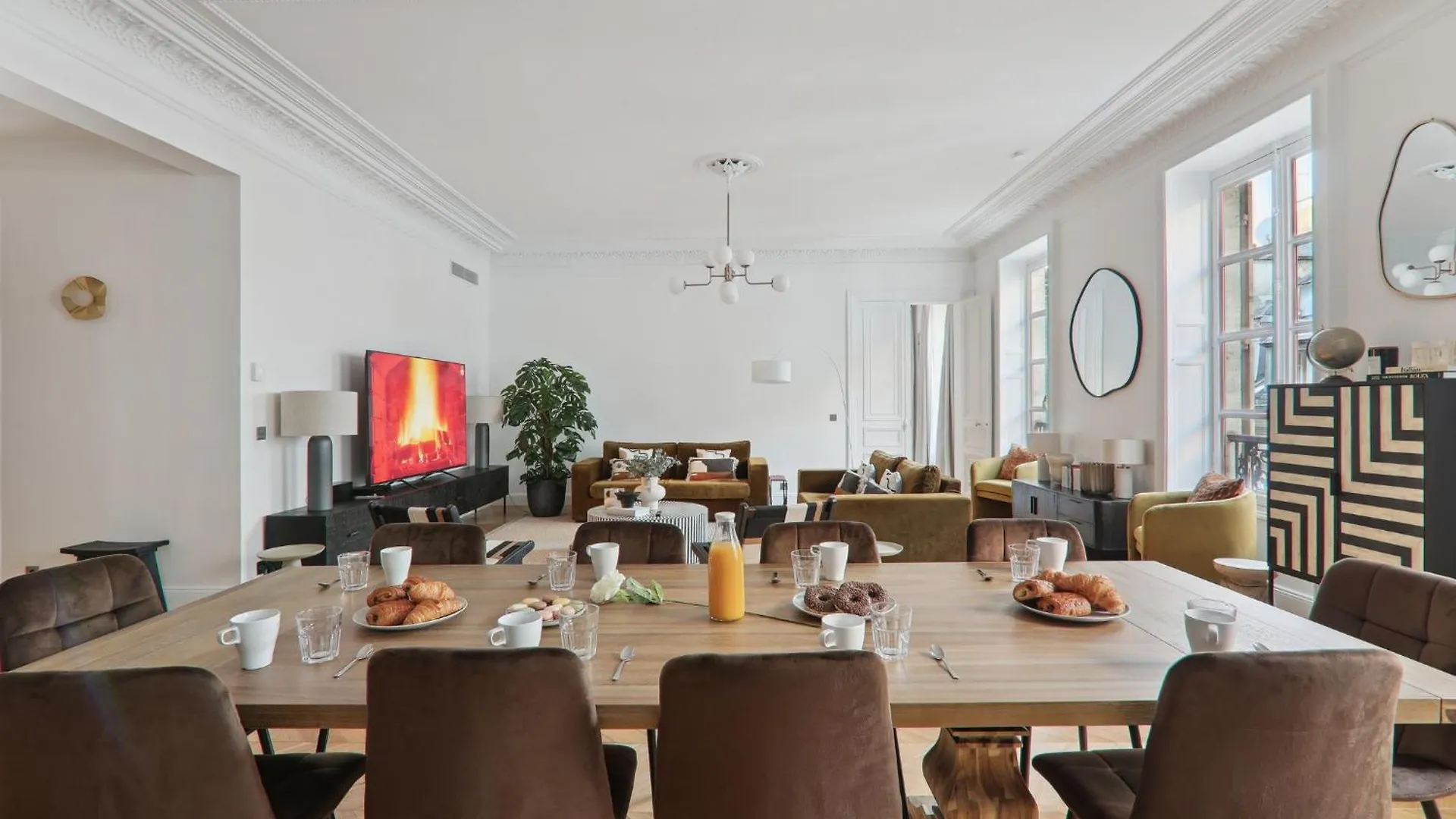 Kaza Bella - Paris 8 Luxurious Apartment Close To Arc De Triomphe