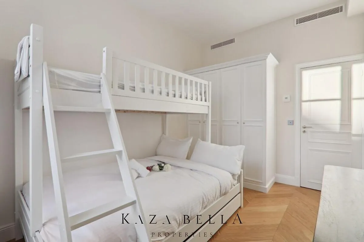Kaza Bella - Paris 8 Luxurious Apartment Close To Arc De Triomphe France